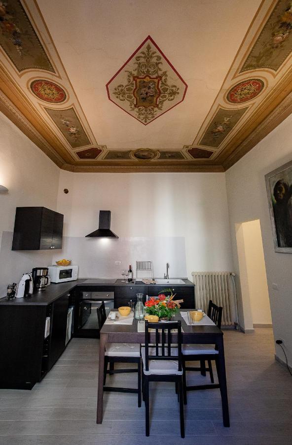 Wall Up Apartment Florenz Exterior foto