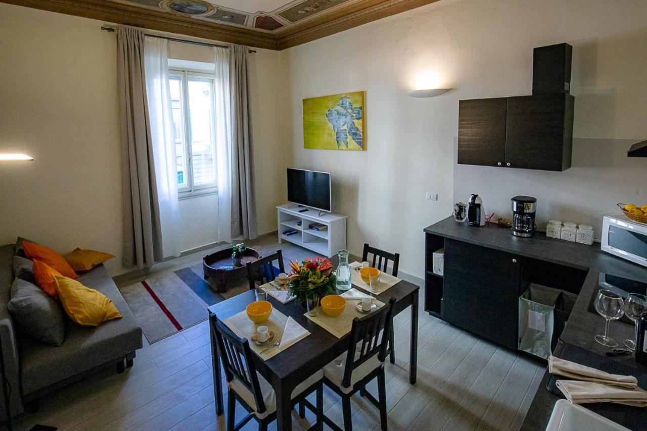 Wall Up Apartment Florenz Exterior foto